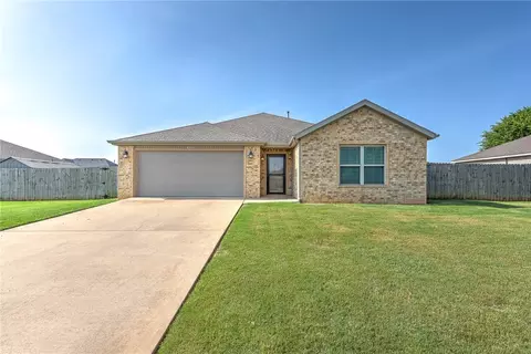 1220 Cottonwood Rd, Centerton, AR 72719