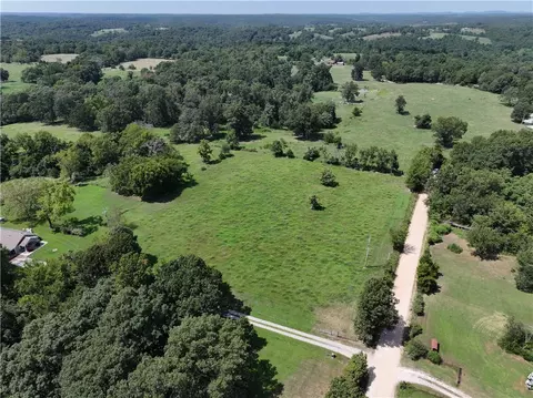 Spring Valley Road, Springdale, AR 72764 photo 3