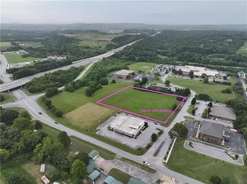 Willow Creek Drive, Johnson, AR 72762