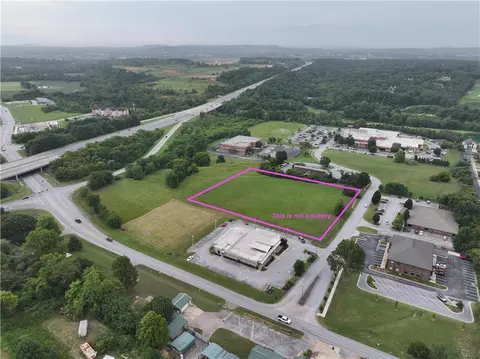 Willow Creek Drive, Johnson, AR 72762