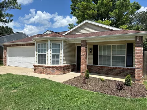 3030 W Wildflower St, Fayetteville, AR 72704