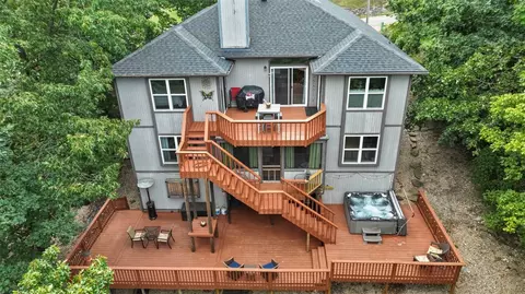 13 Blenheim Ln, Bella Vista, AR 72714