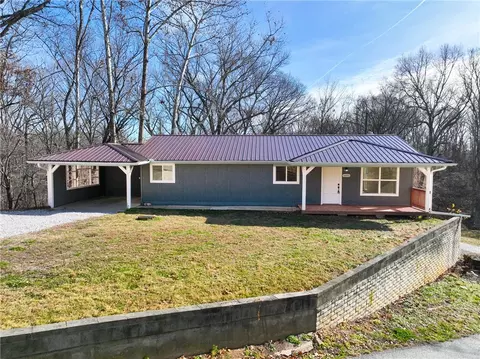 14892 Oak Hill Rd, Bella Vista, AR 72715
