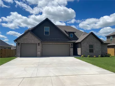 1215 Montichiello St, Springdale, AR 72762