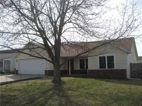 1343 N Genoa Ave, Fayetteville, AR 72704