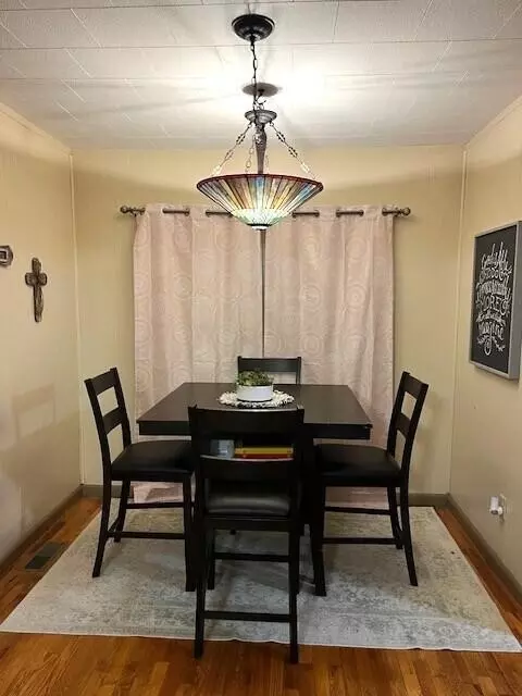 1021 N Pine St, Harrison, AR 72601 photo 9