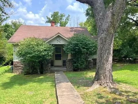 1021 N Pine St, Harrison, AR 72601