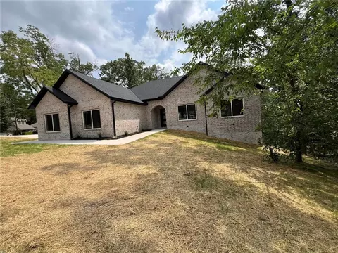 1 Butterwick, Bella Vista, AR 72715