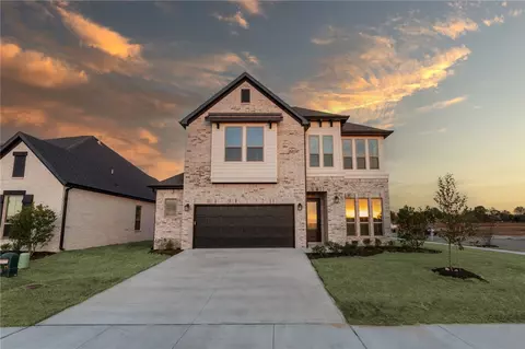 3009 S 15th St, Rogers, AR 72758