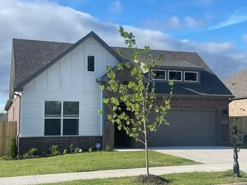 3167 E Coolridge St, Fayetteville, AR 72701
