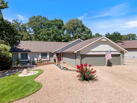 4 Tarland Ln, Bella Vista, AR 72715