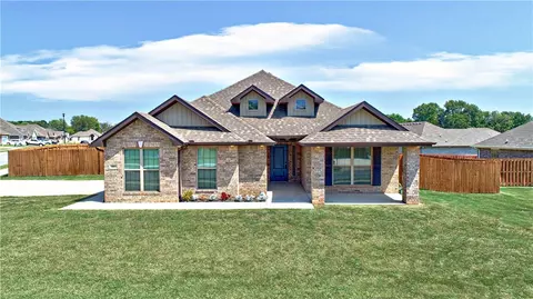 441 Fox Cir, Pea Ridge, AR 72751