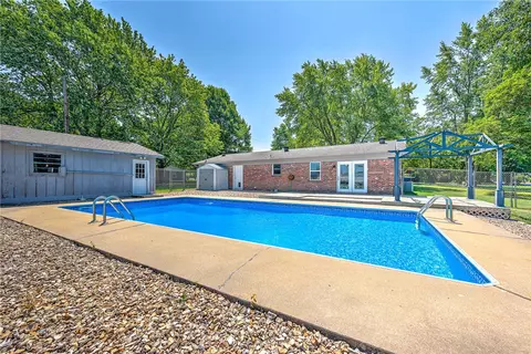 133 Angus Dr, Prairie Grove, AR 72753