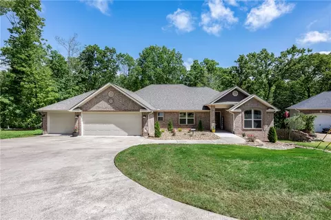 11 Bottisham Ln, Bella Vista, AR 72714