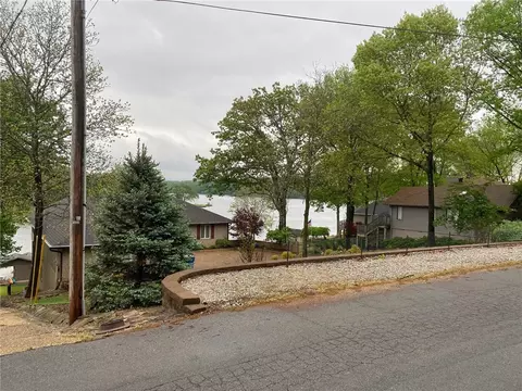 Cargill Drive, Bella Vista, AR 72715