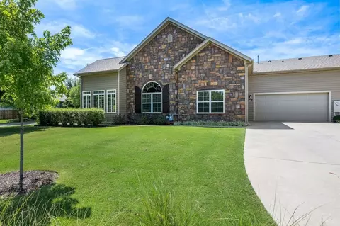 2287 W Pinehills Dr #4, Fayetteville, AR 72704