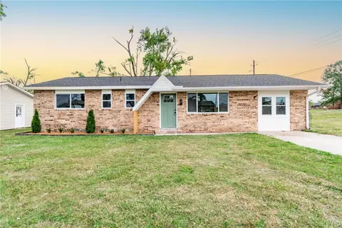 1301 W Margaret Pl, Rogers, AR 72756