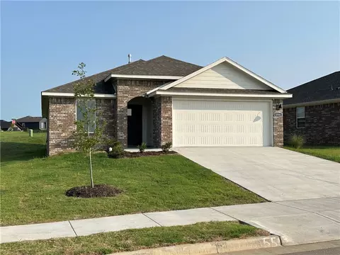 5325 Selah St, Springdale, AR 72764