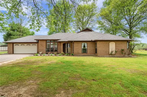 721 W Line St, Dyer, AR 72935