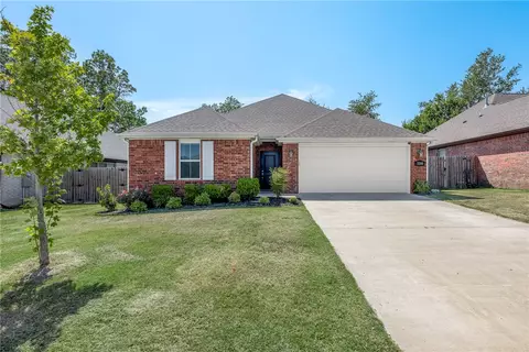 3260 Barbara Bird St, Springdale, AR 72764