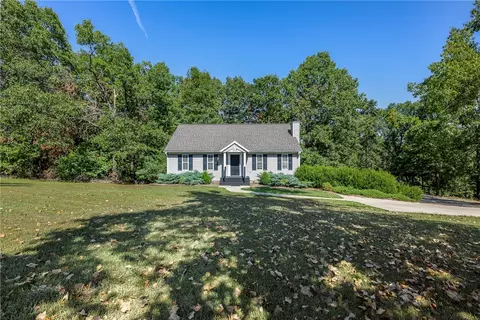 14718 Quail Dr, Rogers, AR 72758