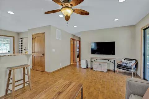 655 Easy St, Noel, MO 64854 photo 10