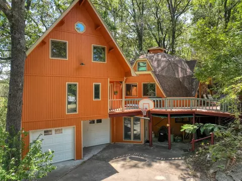 3314 Mundell Rd, Eureka Springs, AR 72631