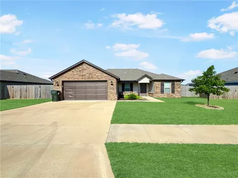 419 Mojave St, Farmington, AR 72730