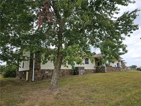 15728 Easterling Rd, Pea Ridge, AR 72751 photo 3