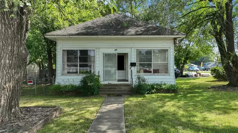 1019 Oak Ave, Springdale, AR 72764
