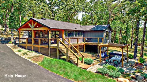 13367 Indian Bow Cir, Garfield, AR 72732