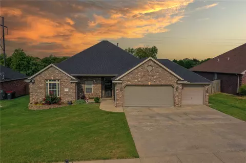 3336 Glenbrook Loop, Springdale, AR 72764 photo 2
