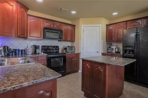 3336 Glenbrook Loop, Springdale, AR 72764 photo 9