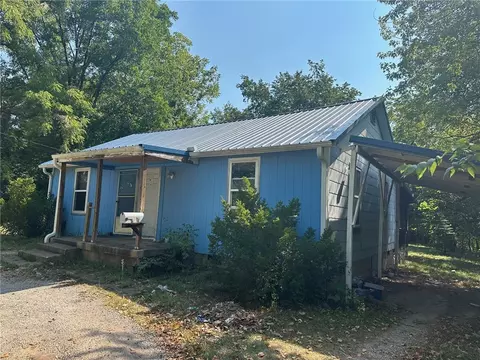 605 Mckennon St, Berryville, AR 72616