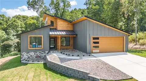 12 Colmonell Ln, Bella Vista, AR 72715