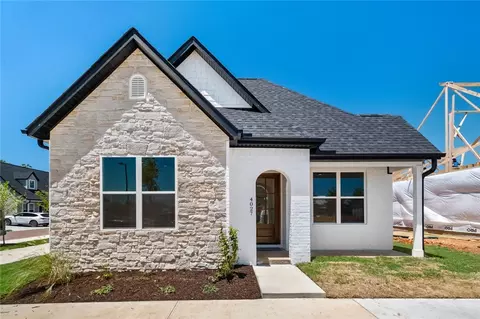 4021 W Sommerset St, Rogers, AR 72758
