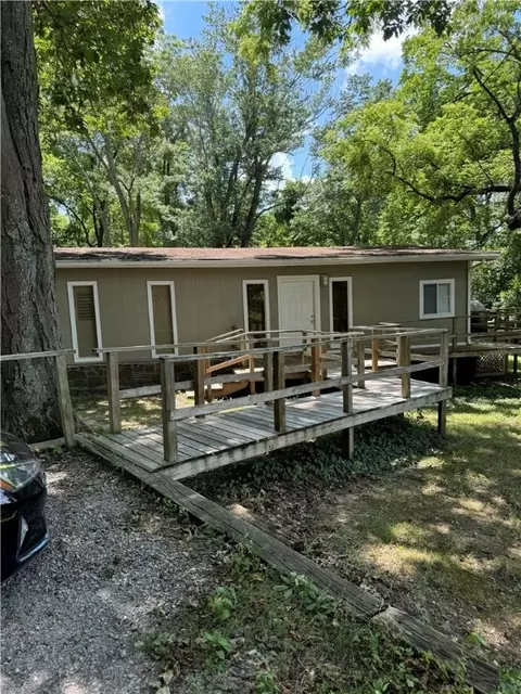 633 Butterfield Ave, West Fork, AR 72774
