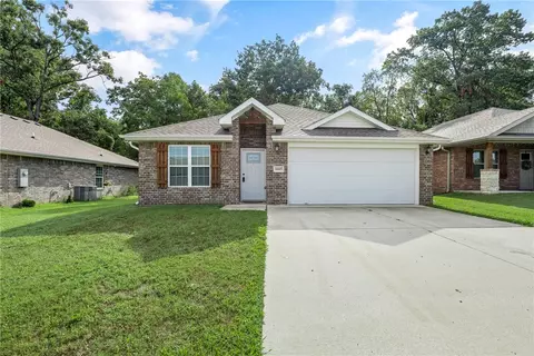 1605 S K Pl, Rogers, AR 72756