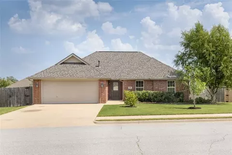 551 Tamarron Dr, Centerton, AR 72719