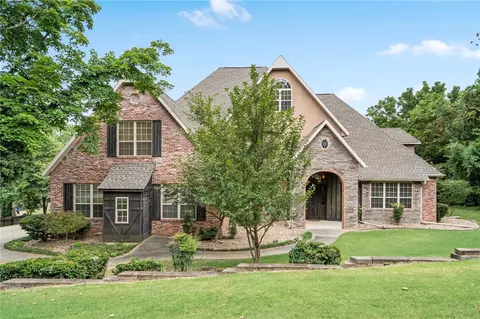 403 W Lakeview Dr, Springdale, AR 72764