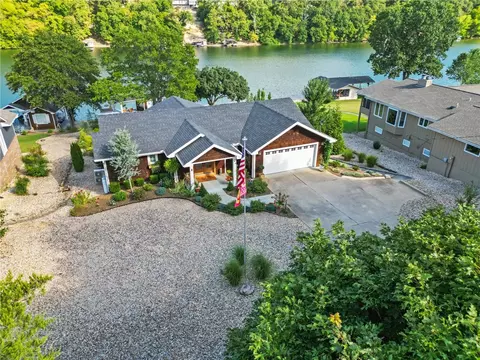 22 Rannoch Dr, Bella Vista, AR 72715
