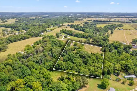 3737 Patterson Rd, Pea Ridge, AR 72751