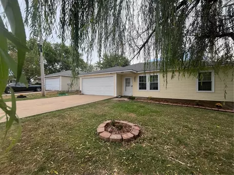22023 Annette Dr, Siloam Springs, AR 72761