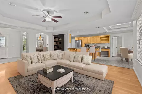 202 Dawn Dr, Centerton, AR 72719