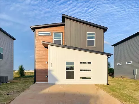 800 Maryland Ave, Bentonville, AR 72713