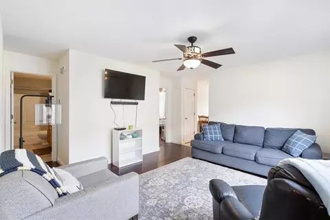 Living - 699 Cascade Cir, Springdale, AR 72764 photo 2 of 2