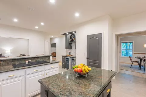 Kitchen - 5501 Bryant Pl, Springdale, AR 72764 photo 4 of 4