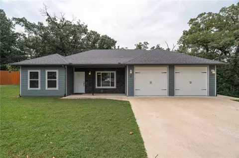 9 Dillow Pl, Bella Vista, AR 72714
