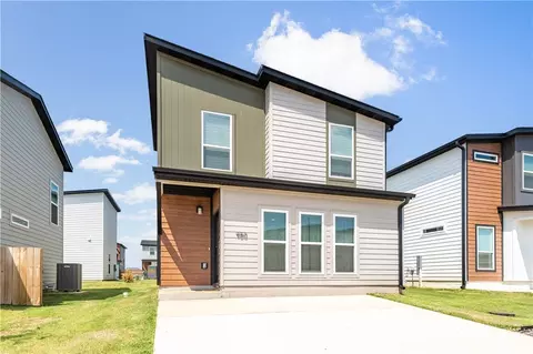 950 Ventnor Ave, Centerton, AR 72719