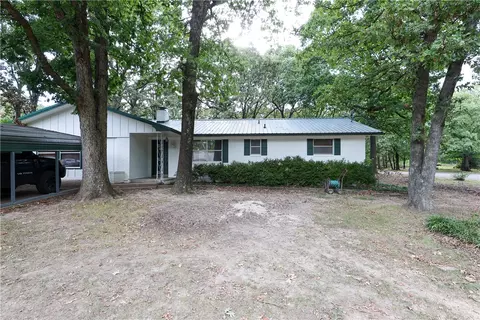 669 Park St, Decatur, AR 72722
